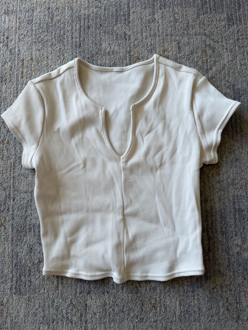 Women’s Cream Ribbed Notch-Neck Tee